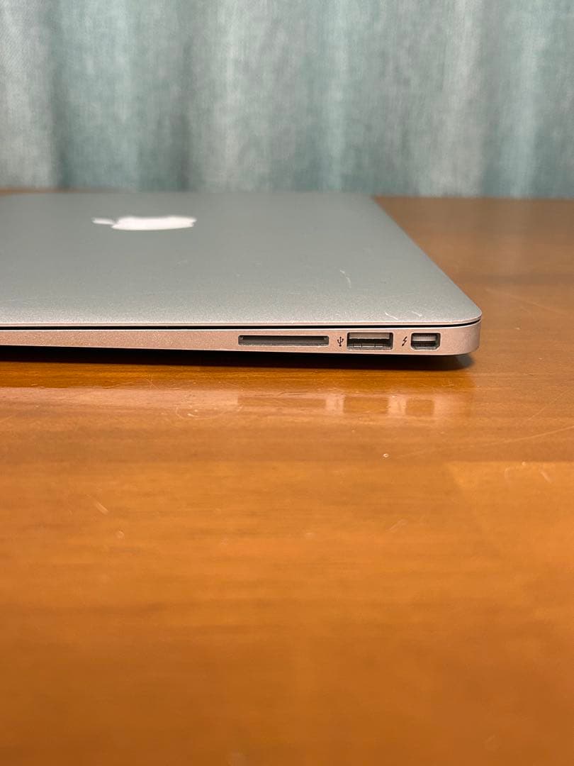 【初期化済】MacBook Air 13inch Mid2012 A1466