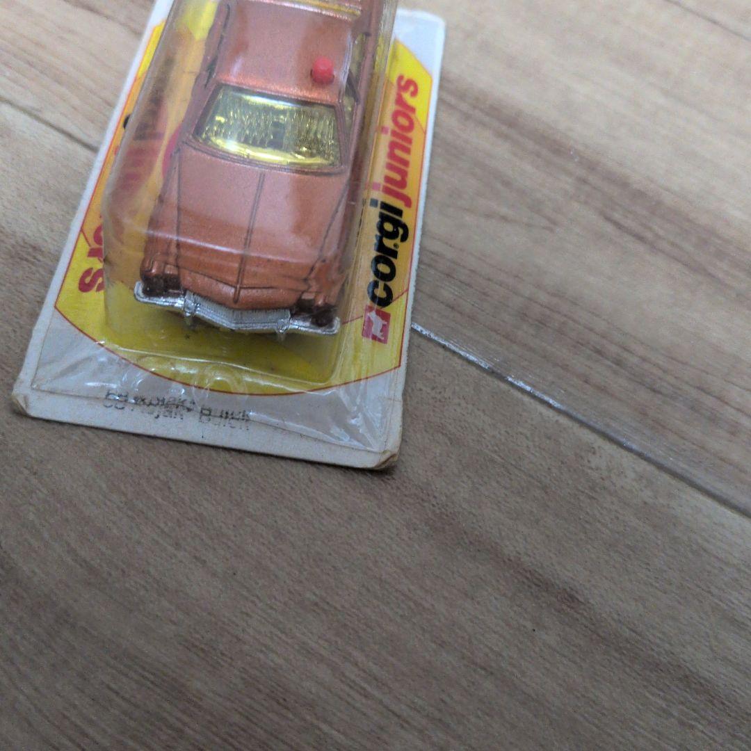 Corgi Juniors オレンジミニカー 赤いサイレン付き