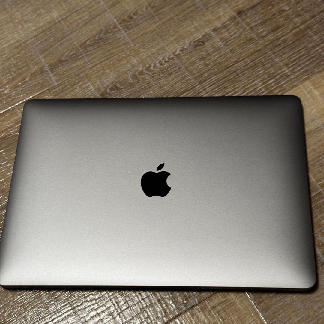 MacBook Air 2020 13.3インチ M1 8GB 256GB