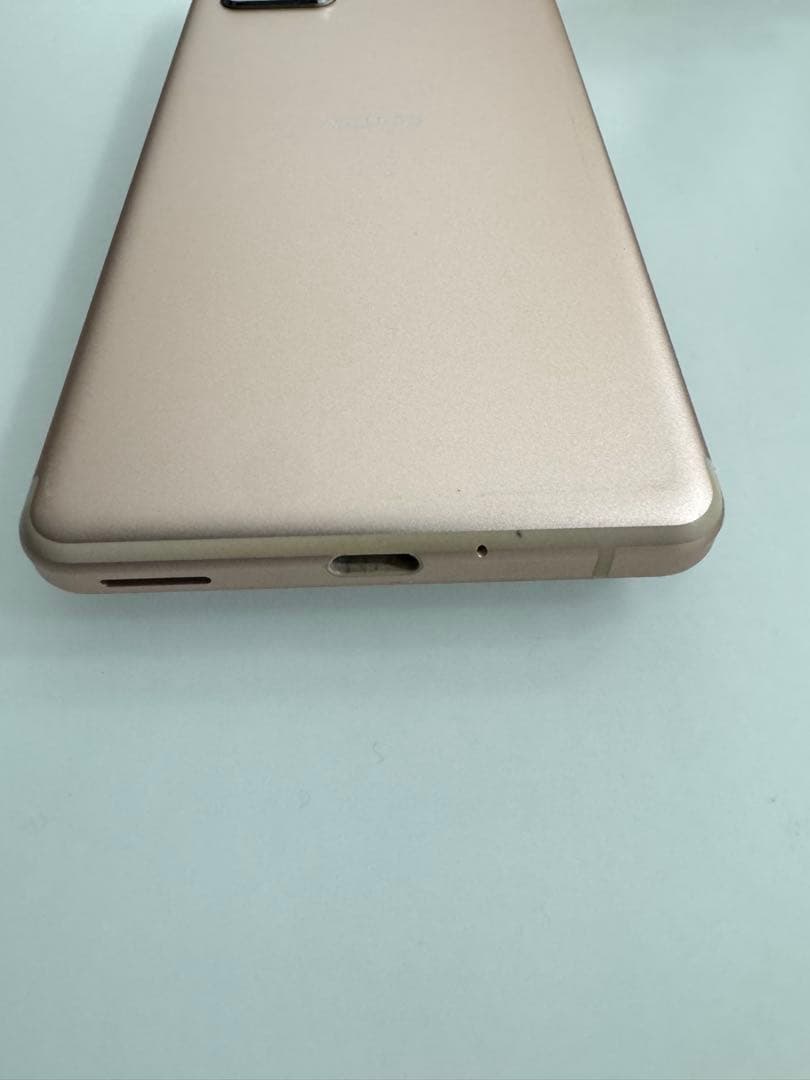 AQUOS スマートフォン ライトカッパー　本体　SIMフリー
