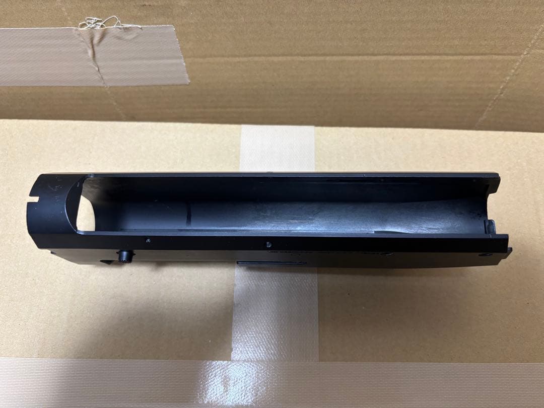 CYMA CM370M Benelli M3 メタル レシーバー