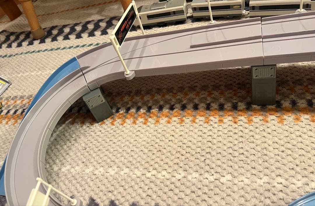 トミカ　高速道路　にぎやかドライブ