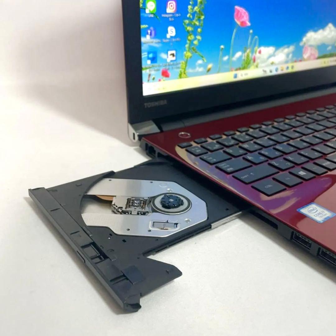 TOSHIBA dynabook T75ERS SSD512GB パソコンレッド