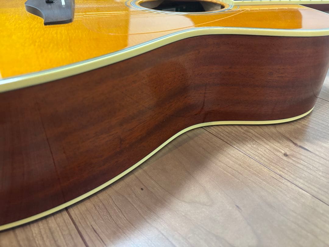 ヤマハ　Yamaha FS-TA アコースティックギター トランス　美品　発送