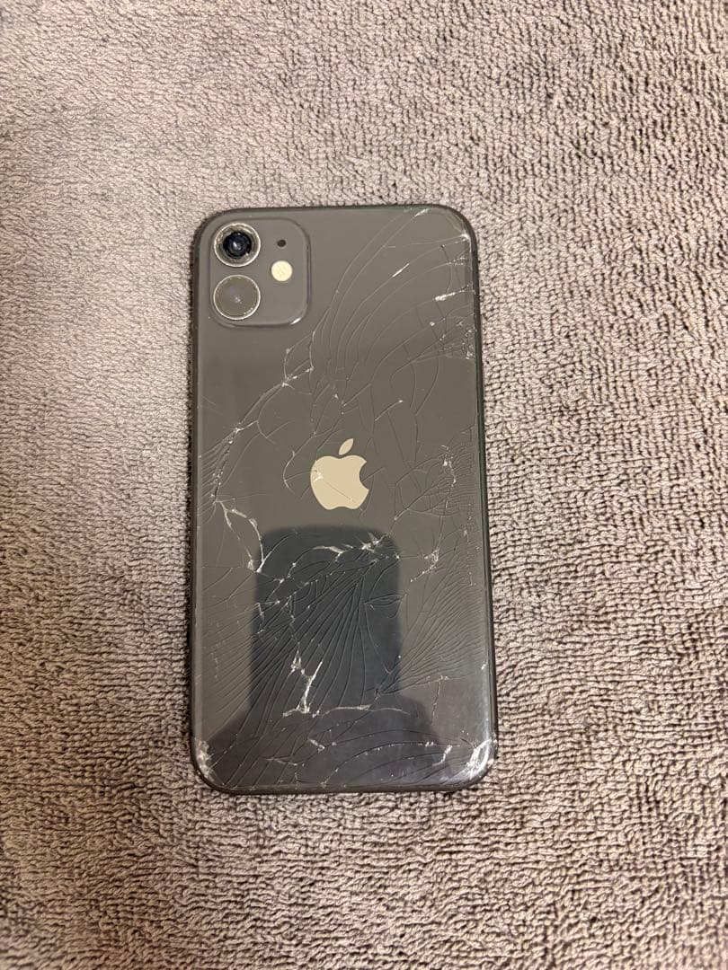 S*）様 Apple iPhone 11 ブラック 本体