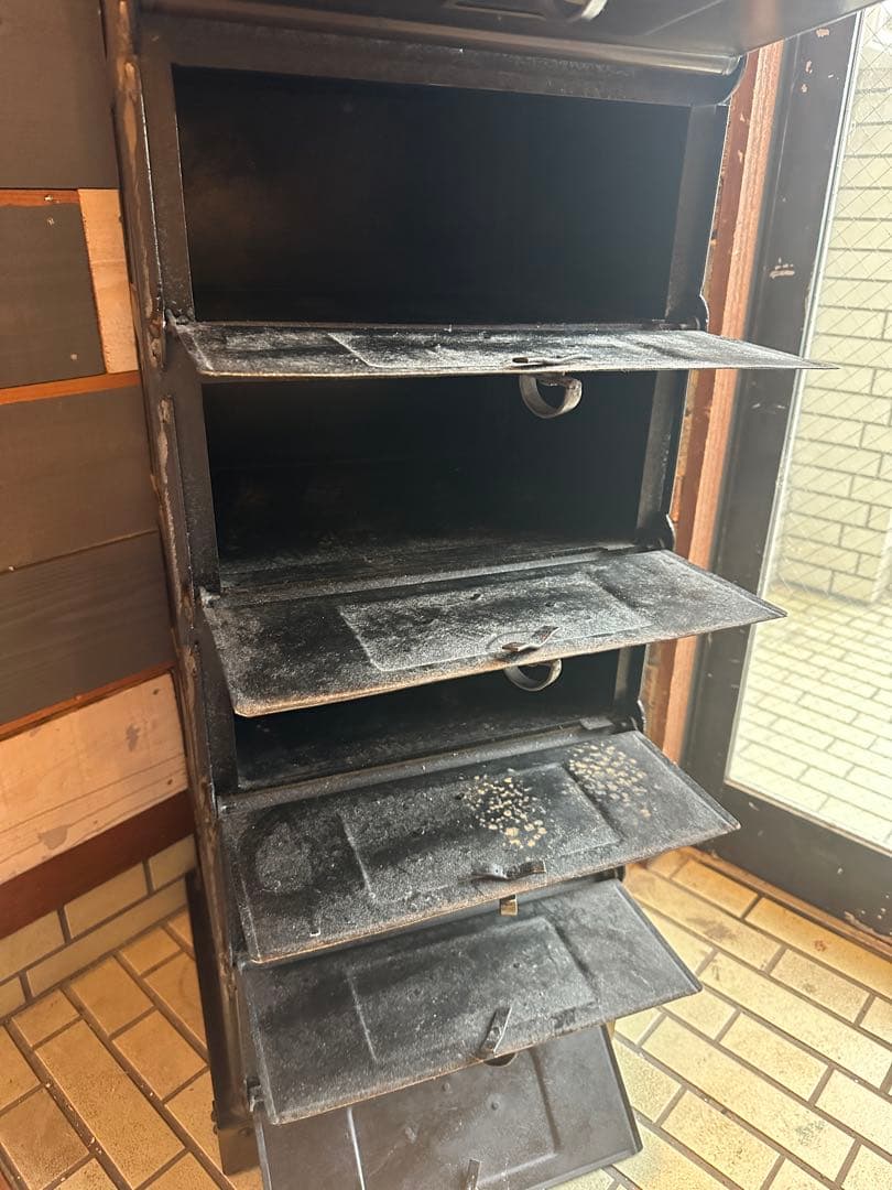 ⭐️ ビンテージ　インダストリアル　STRAFOR調　キャビネット　棚　ドロワー