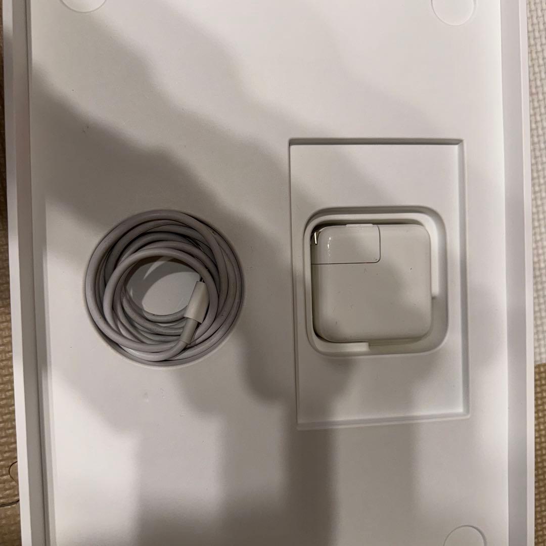 MacBook Air(M1/2020)13インチ・ゴールド