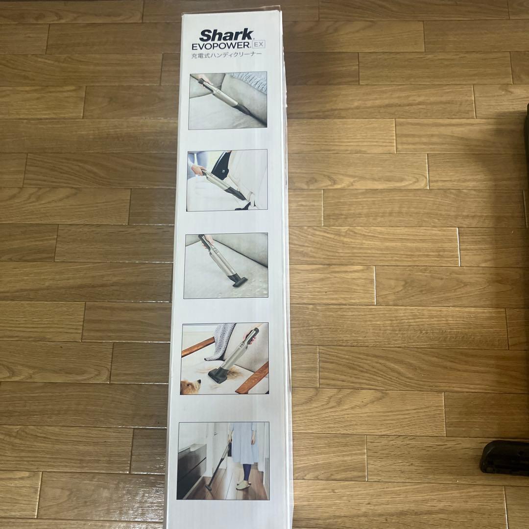 Sharkの充電式ハンディクリーナ　WV406JGG
