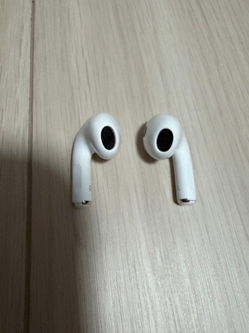 AirPods 第3世代 Lightning充電ケース付き MPNY3J/A