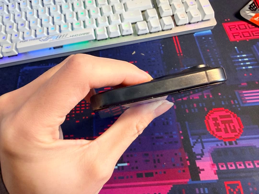 極美品iPhone15Promax 256GB/US/100%/simフリ