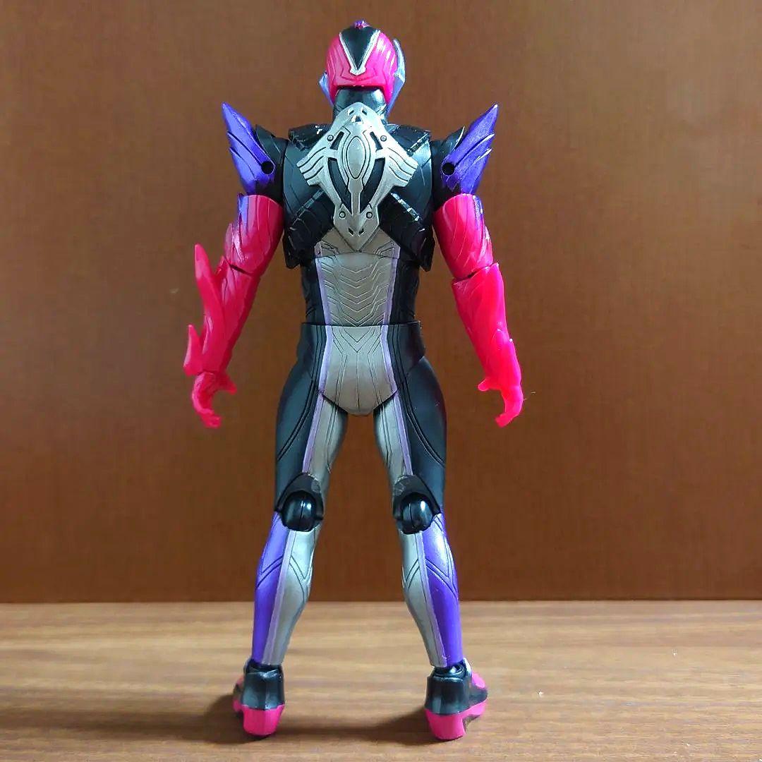 アクションフィギュア　仮面ライダードォーン　リペイント
