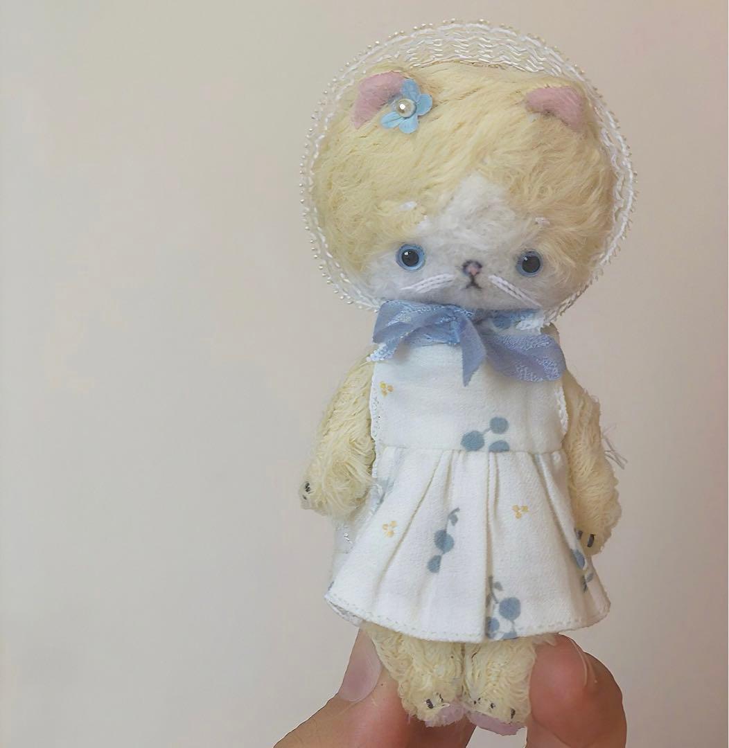 優しい仔猫ちゃん アーティストベア ミニチュア 海外作家様 人形のおとも