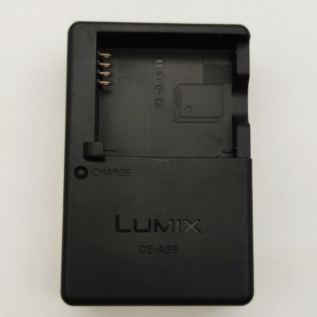 PANASONIC　LUMIX GF3 14-42mmレンズ付き