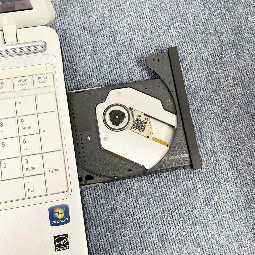 ノートパソコン　Windows11　オフィス付き　爆速SSD搭載