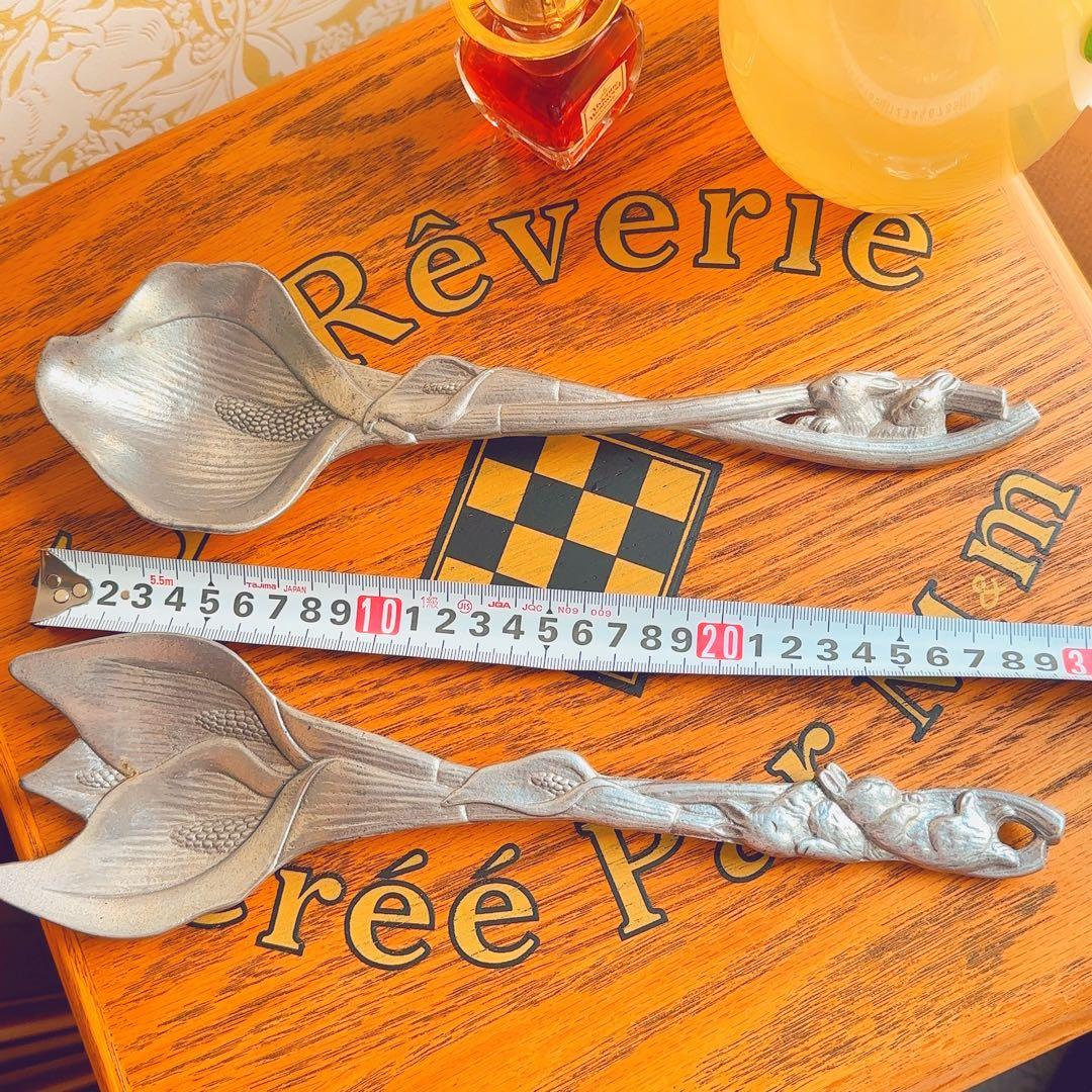 ヴィンテージ　アーサーコート　可愛い　ユリとウサギのサラダスプーン&フォーク