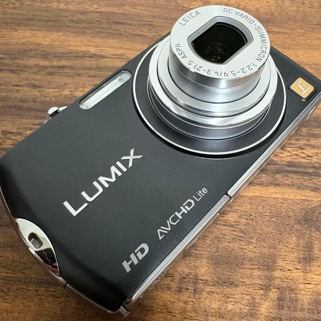 【美品✨】Panasonic LUMIX DMC-FX70 コンデジ　CCD