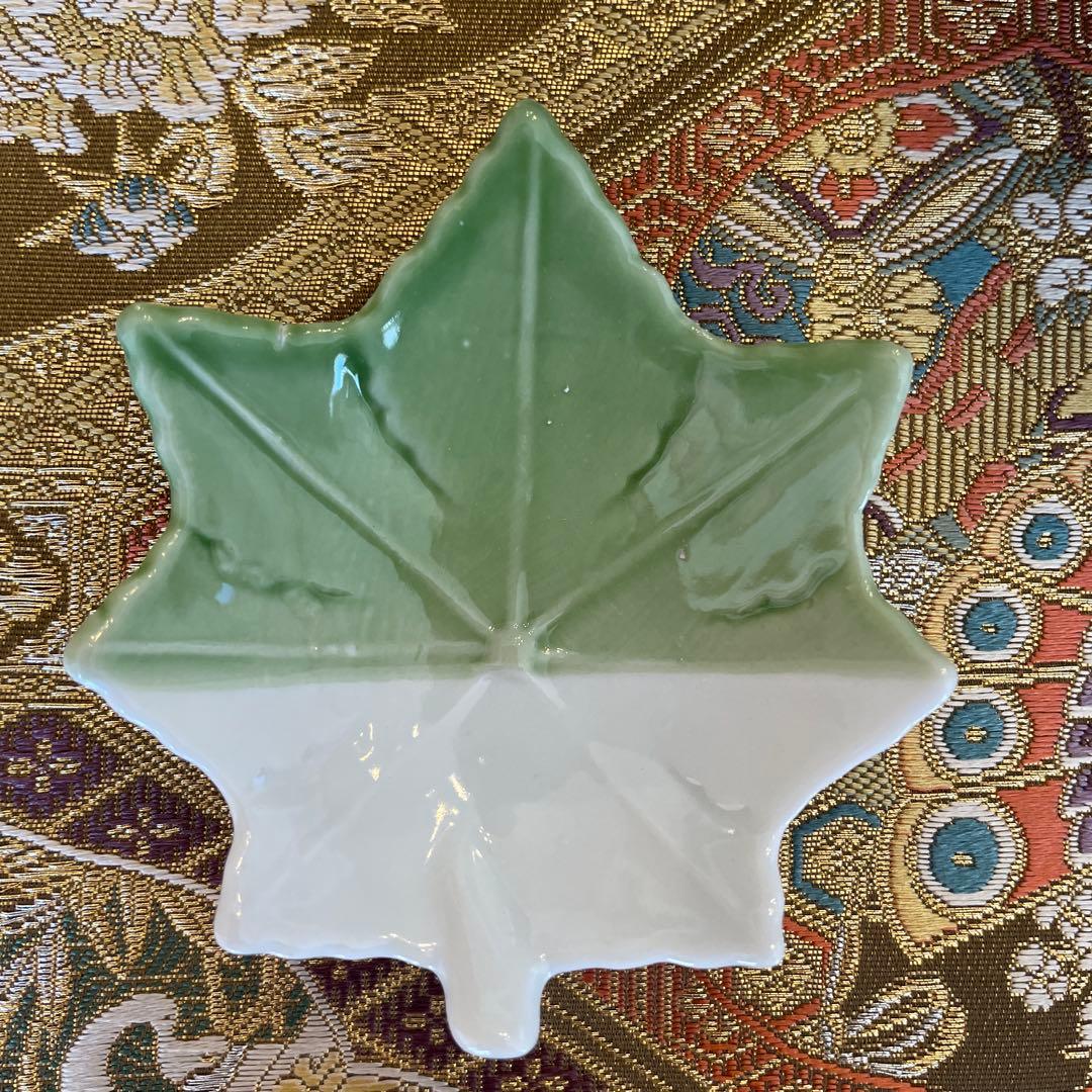 ①たち吉　八角大鉢1 ②染付蓋付き丼3 ③染付舟形小鉢3 ④豆皿3 ⑤御箸3