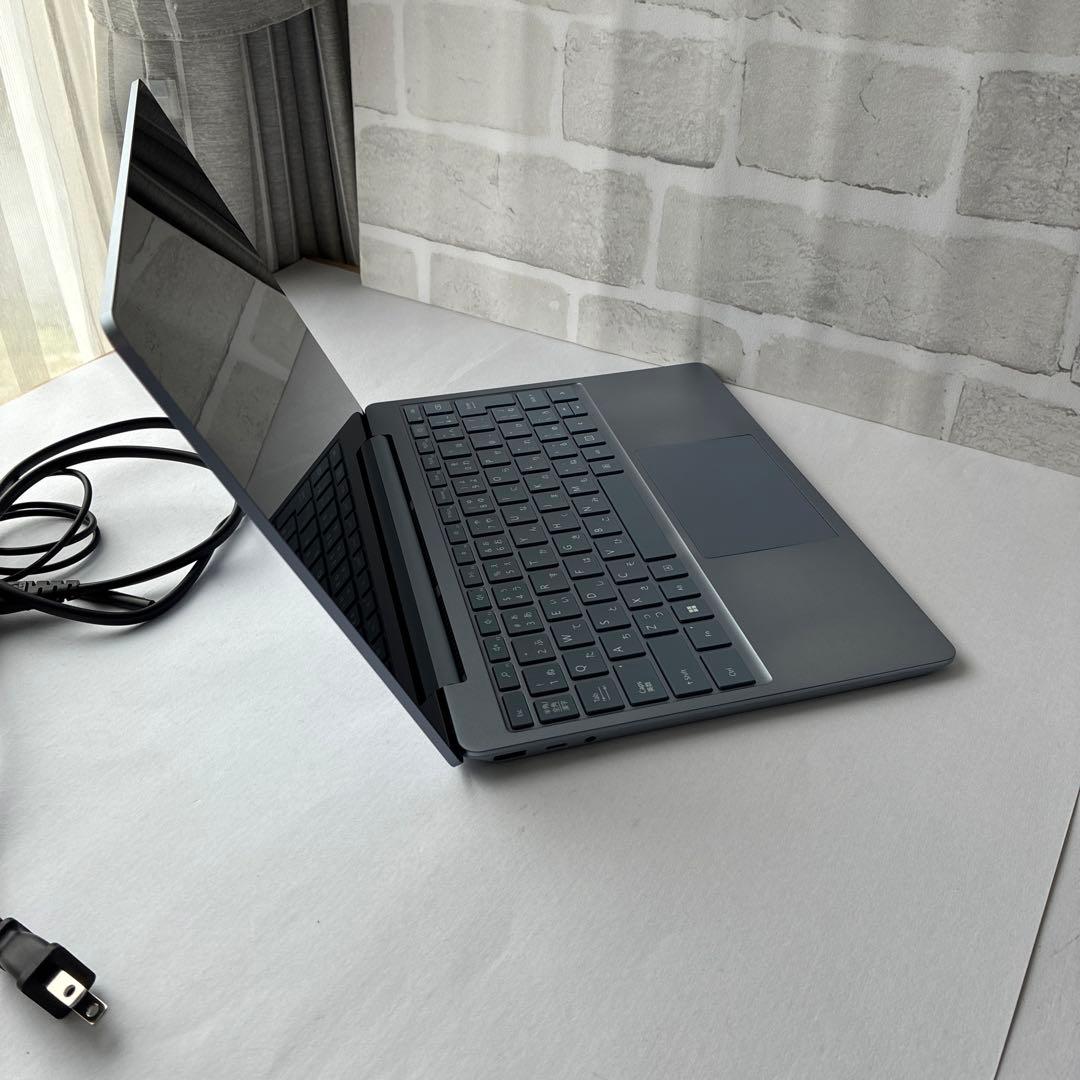 ⭐️極美品⭐️Surface Laptop Go 2 第11世代 i5/8GB