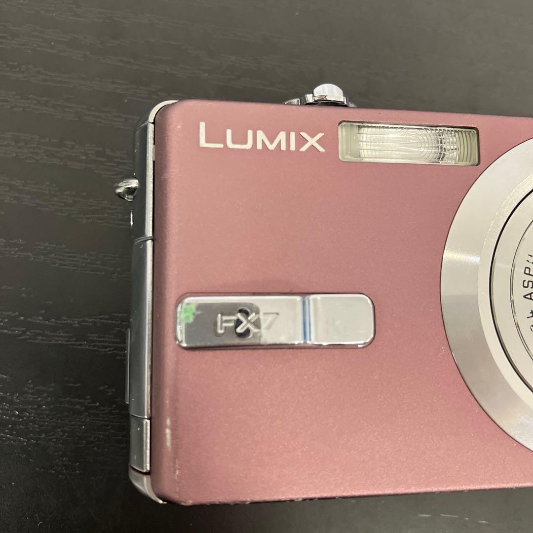 LUMIX DMC-FX7 コンパクトデジタルカメラ