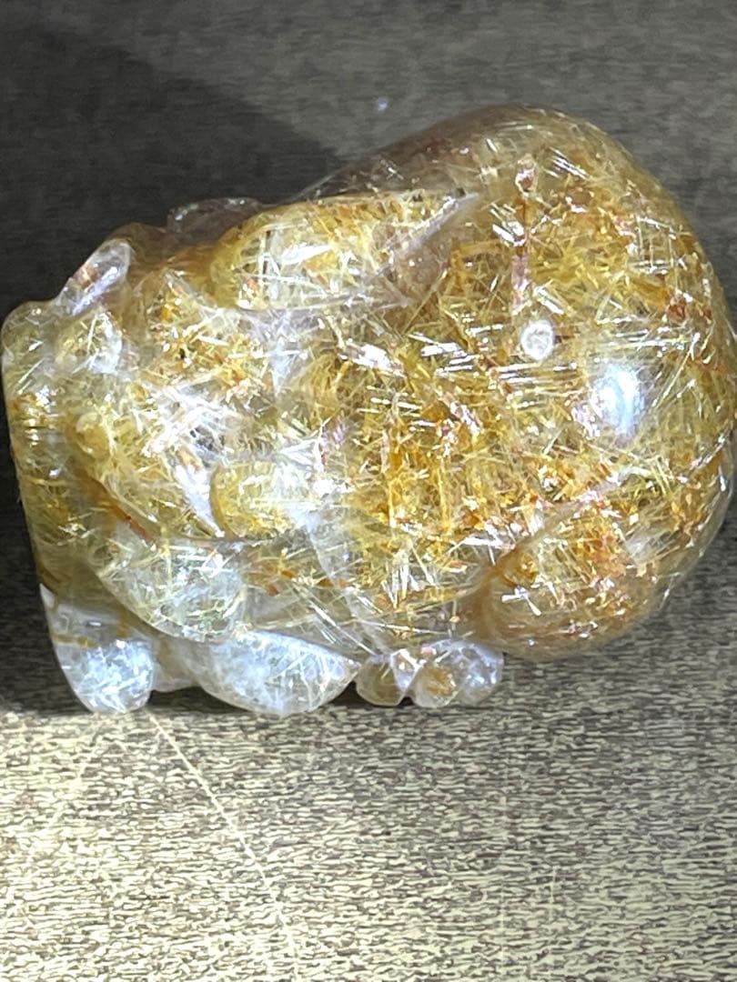 ゴールドルチルクォーツ貔貅　置物　（新品未使用）針ミチミチキラキラ金運最強