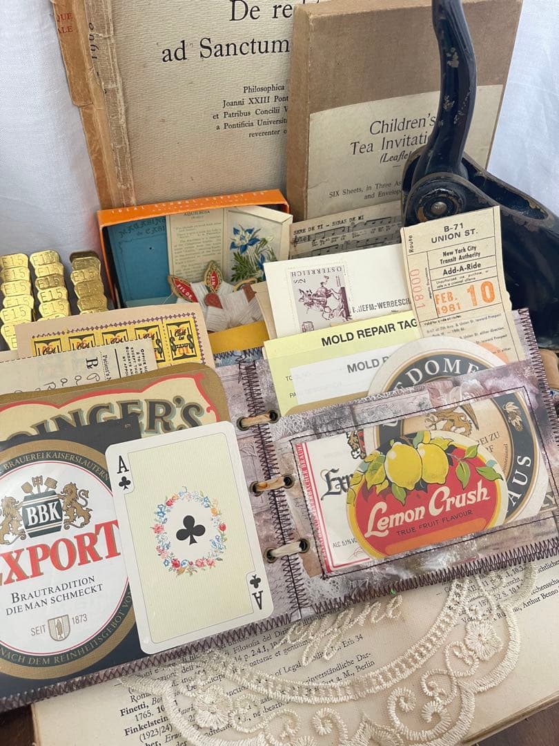 初回販売価格◎紙モノおすそ分けファイル｜横型デザイン×小窓ポケット チャーム付き