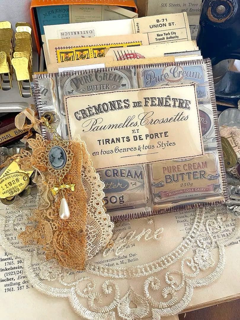 初回販売価格◎紙モノおすそ分けファイル｜横型デザイン×小窓ポケット チャーム付き