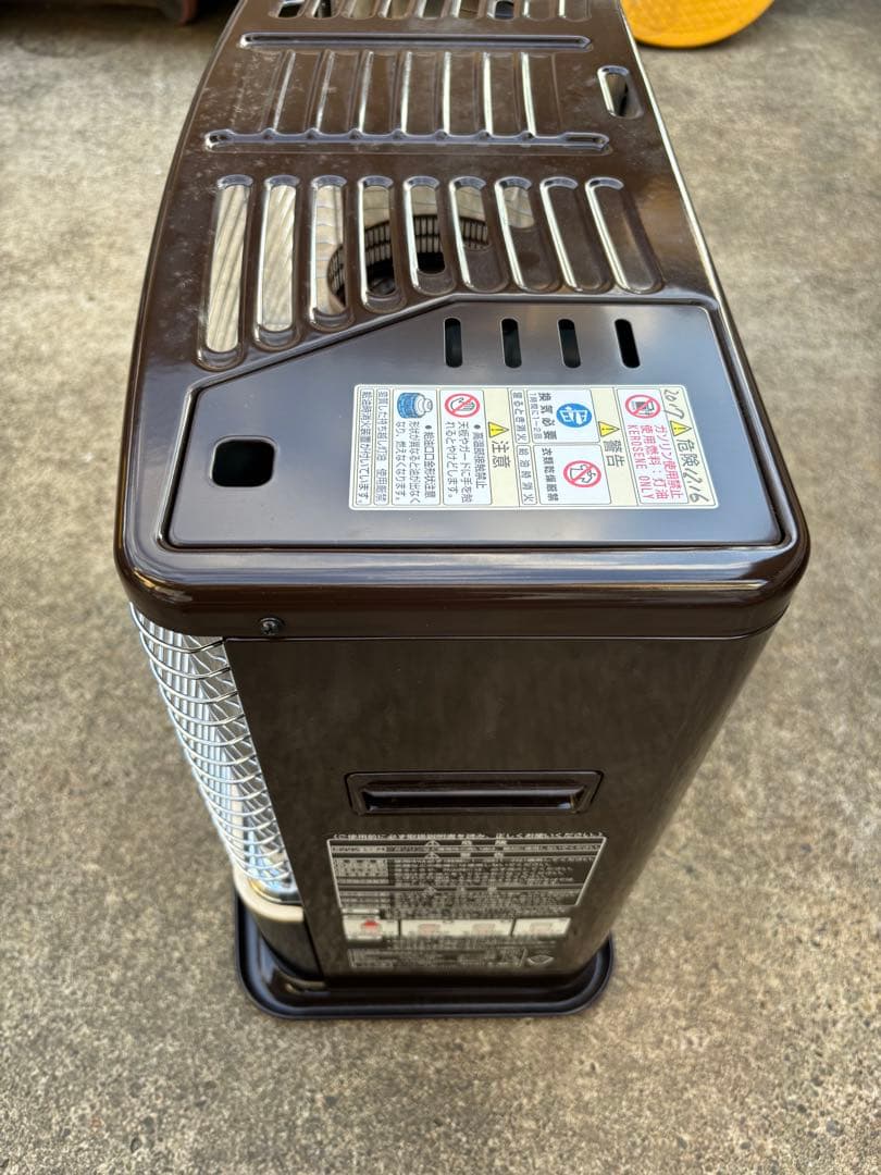 プロフ必読！送料込！極美品！トヨトミ 自然通気型開放式石油ストーブRS-W30F