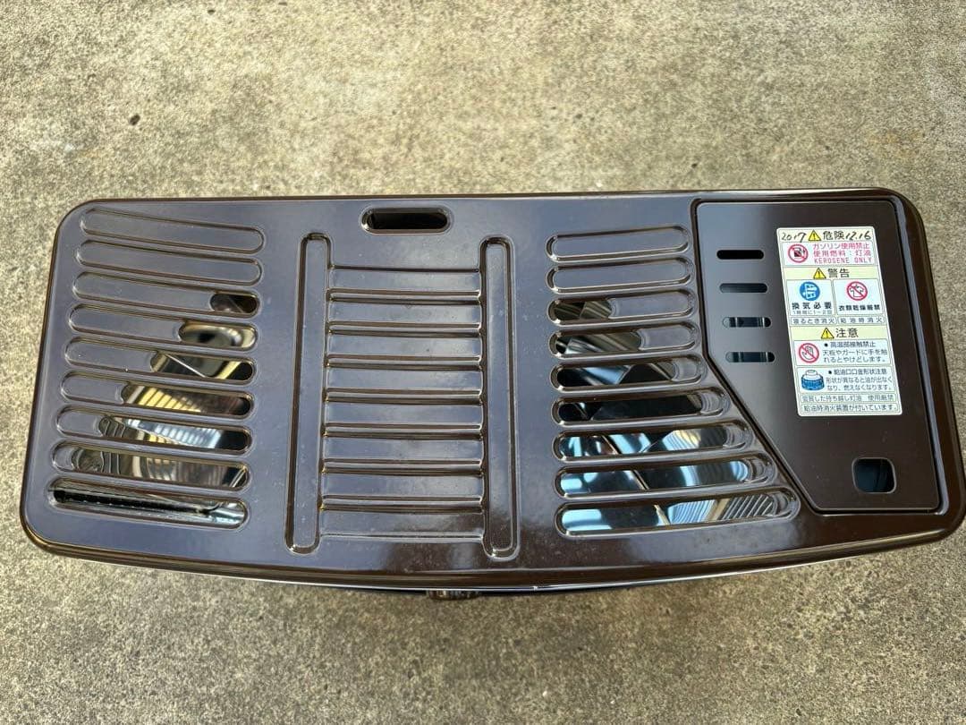 プロフ必読！送料込！極美品！トヨトミ 自然通気型開放式石油ストーブRS-W30F