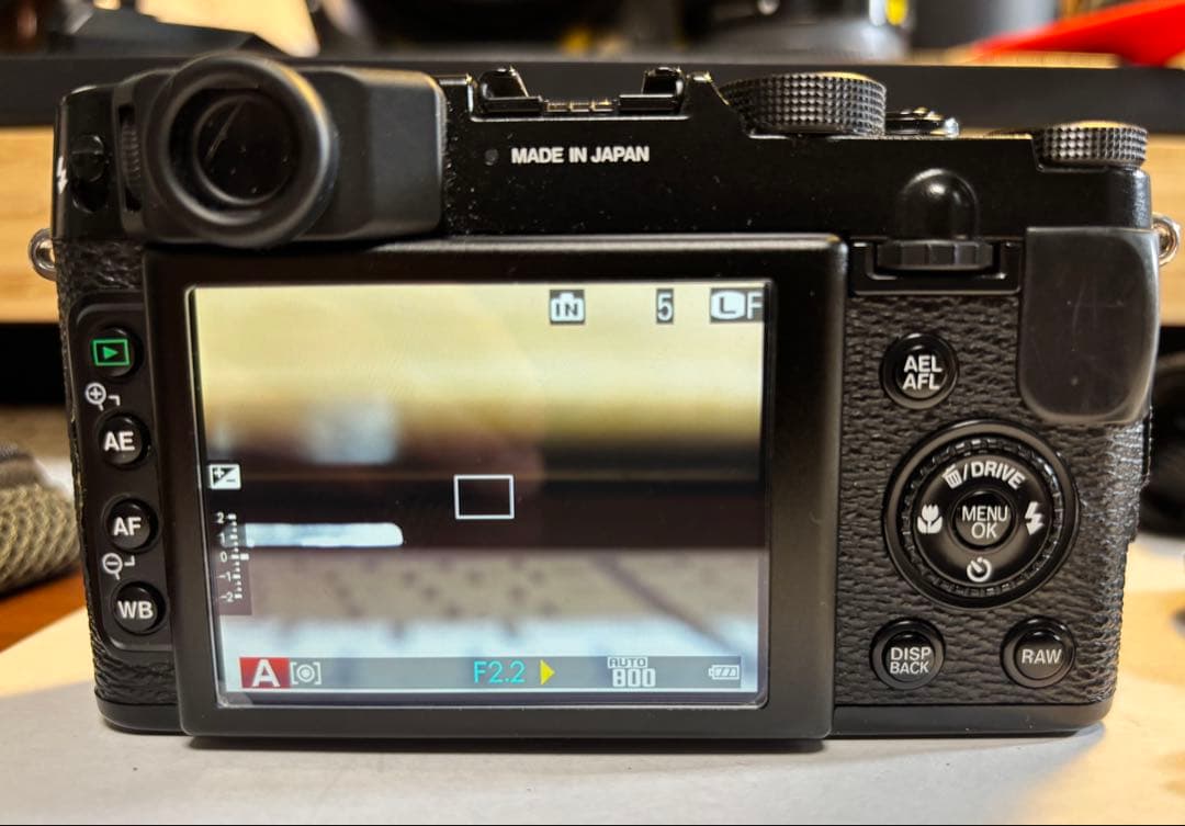 Fujifilm X10 デジタルカメラ 本体