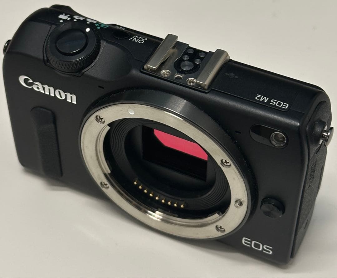 美品　Canon EOS M2 ミラーレス一眼　本体のみ
