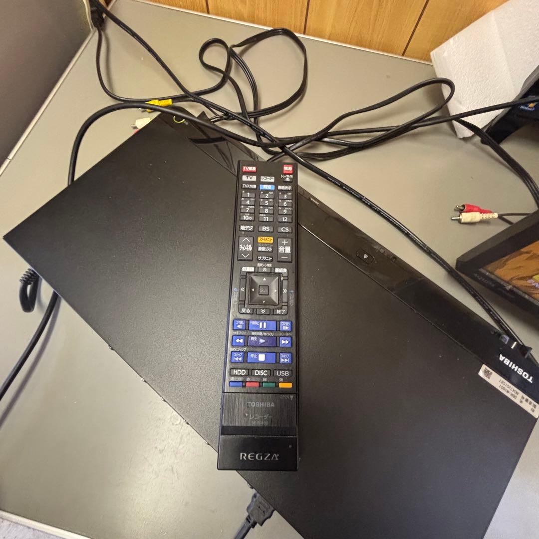 TOSHIBA ￼レグザサーバー DBR M1007 ブラック