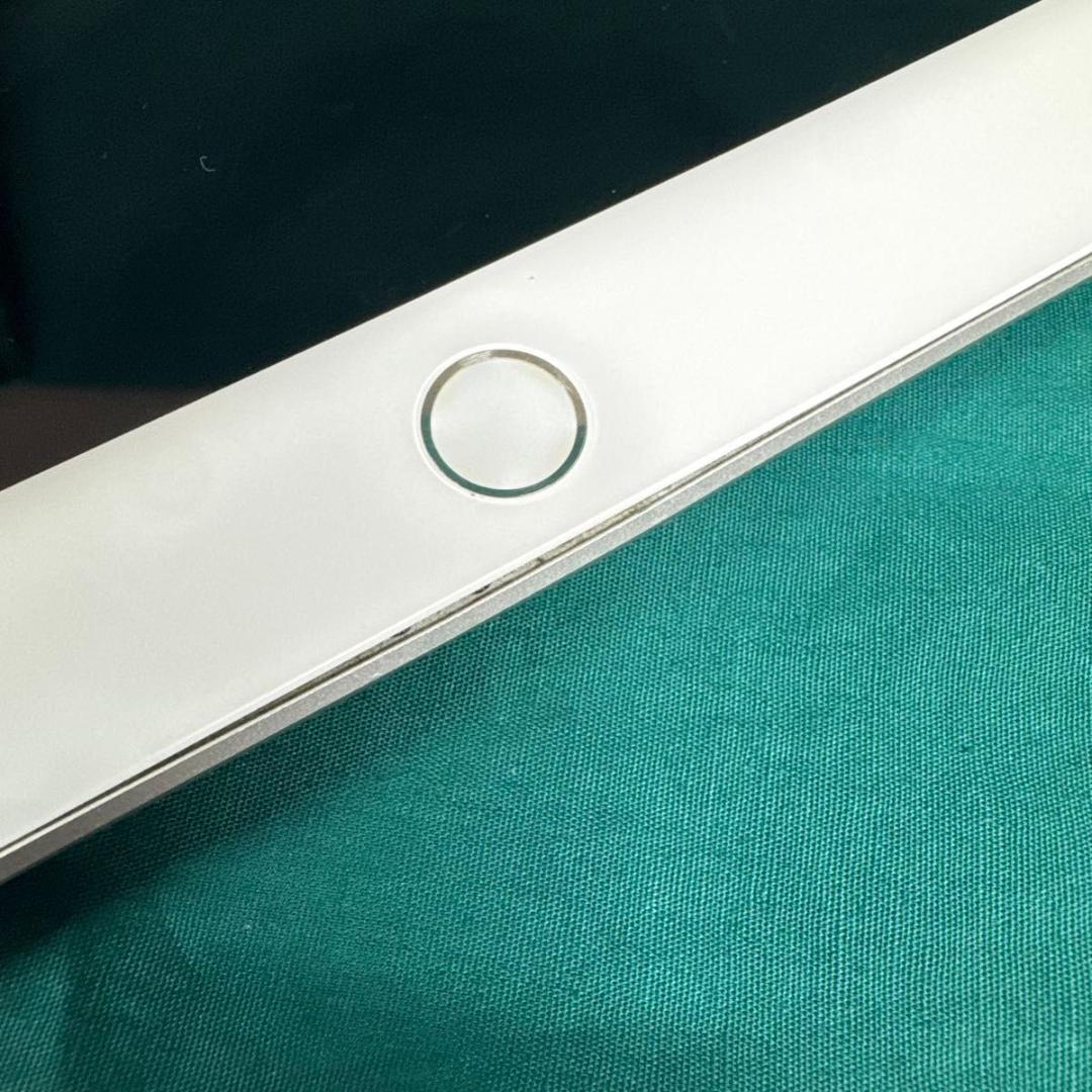 Apple iPad 第7世代 32GB Wi-Fiモデル 動作OK ジャンク