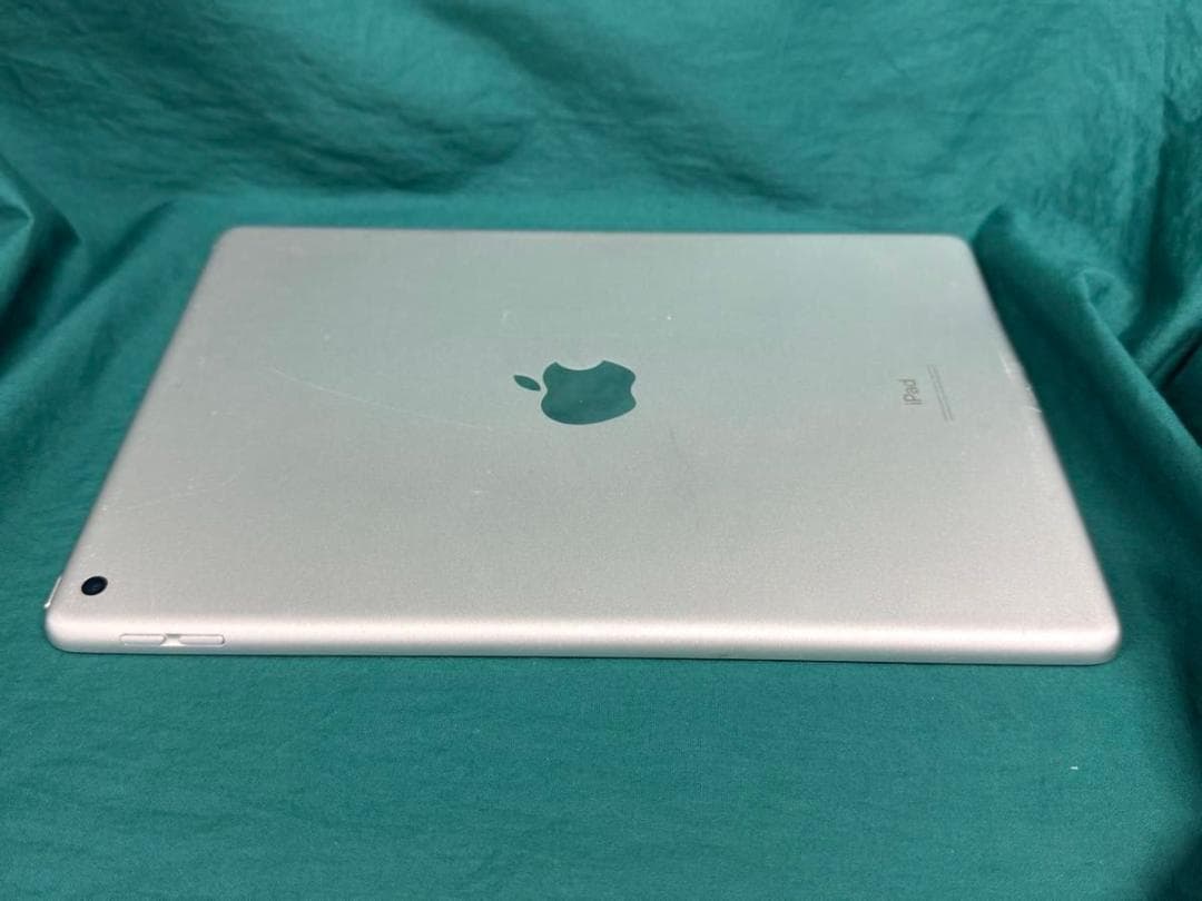 Apple iPad 第7世代 32GB Wi-Fiモデル 動作OK ジャンク