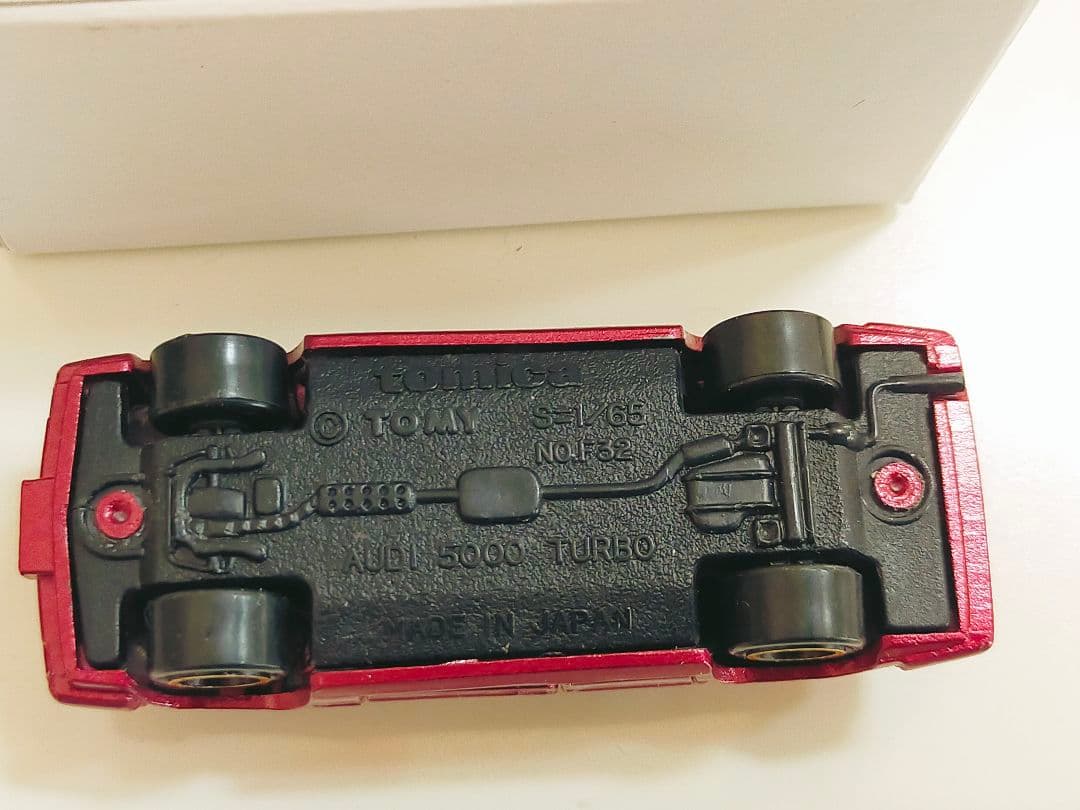 F32-2 アウディ 5000 ターボ ヨーロッパ 輸出 青箱 トミカ 日本製