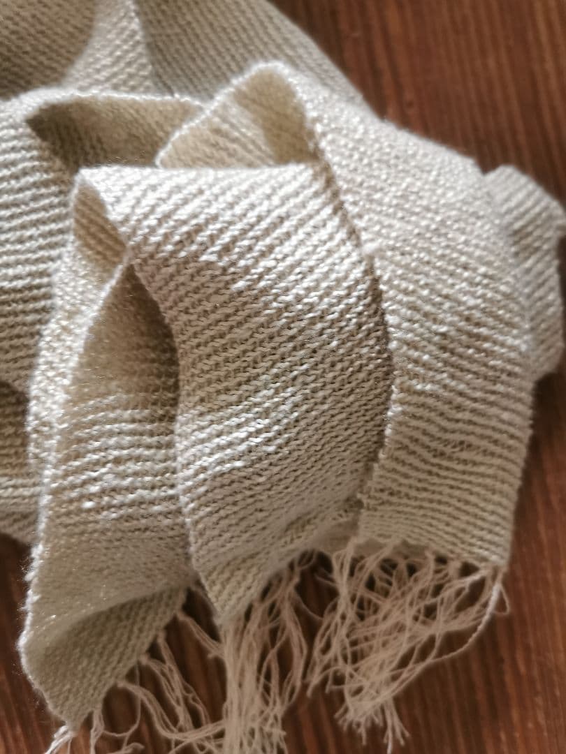 ハンドメイド作家様製作 草木染 シルク 絹糸手織りショール マフラー 和装にも