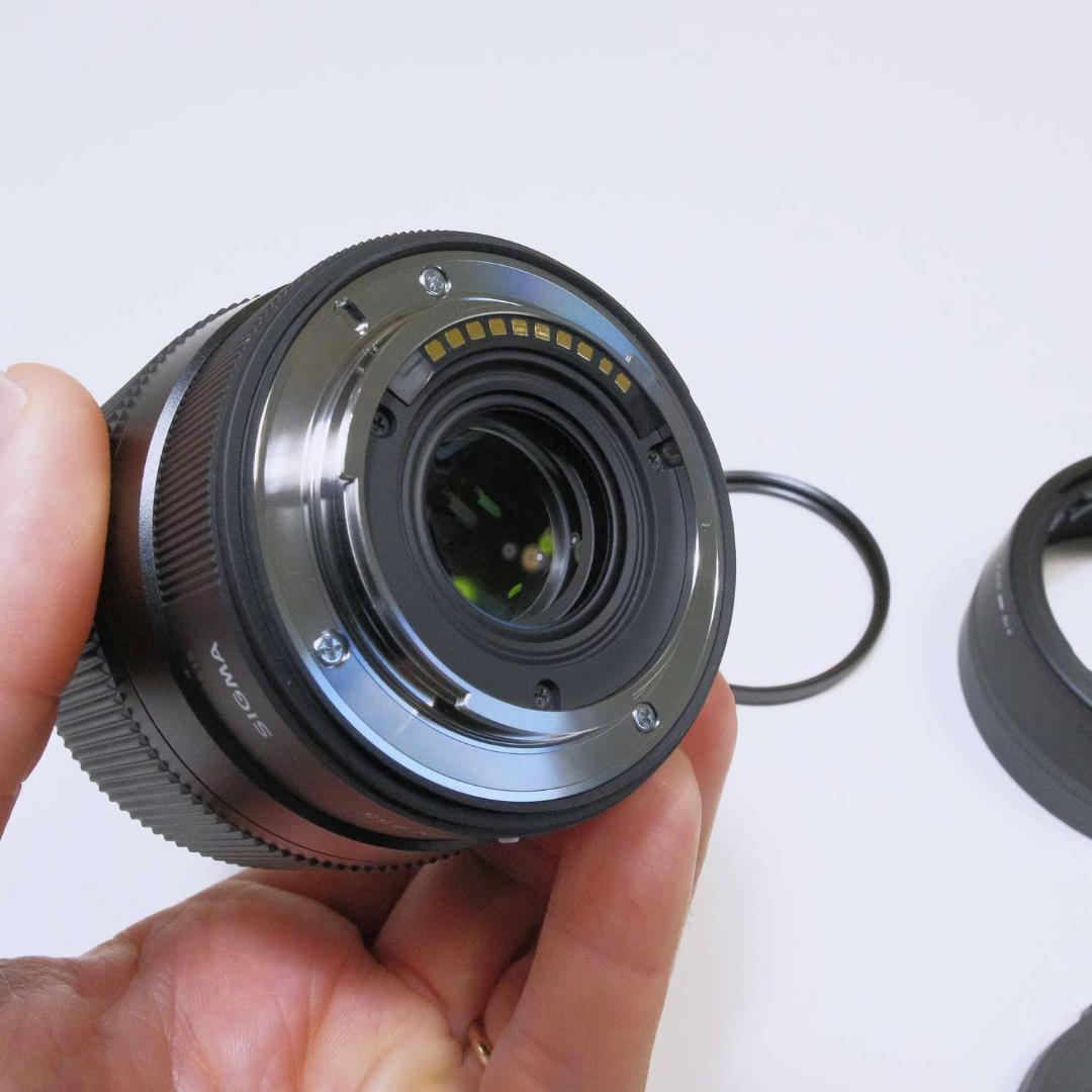 シグマ レンズ Xマウント 56mm F1.4 DC DN プロテクター付き