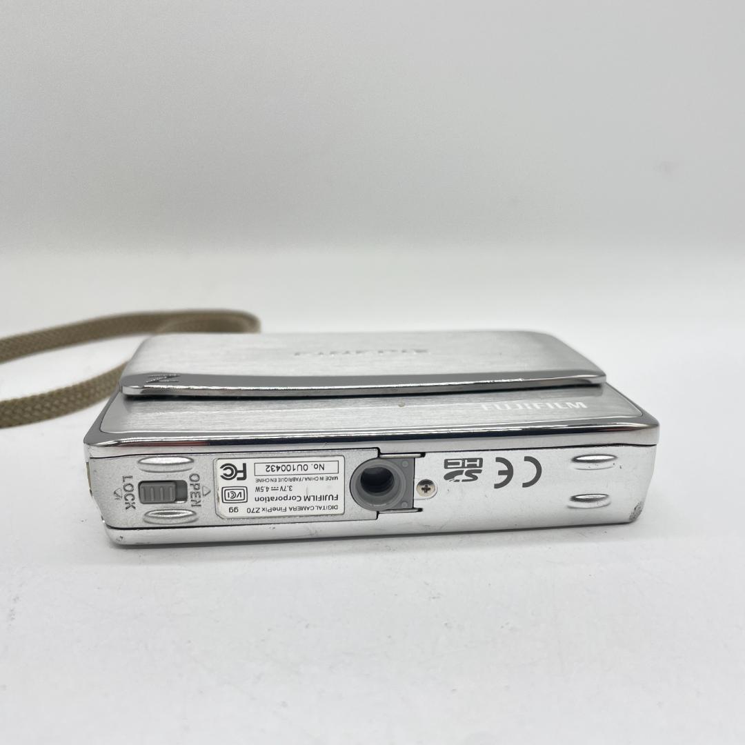 FUJIFILM FINEPIX Z70 SILVER【動作品・転送特典無料有】