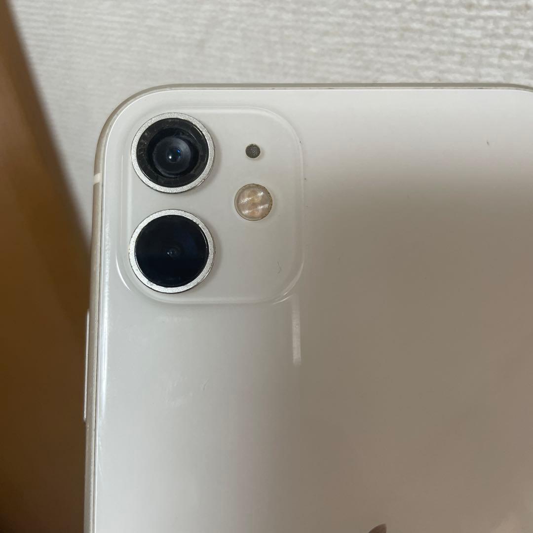 241-iPhone 11 64GB Simフリー