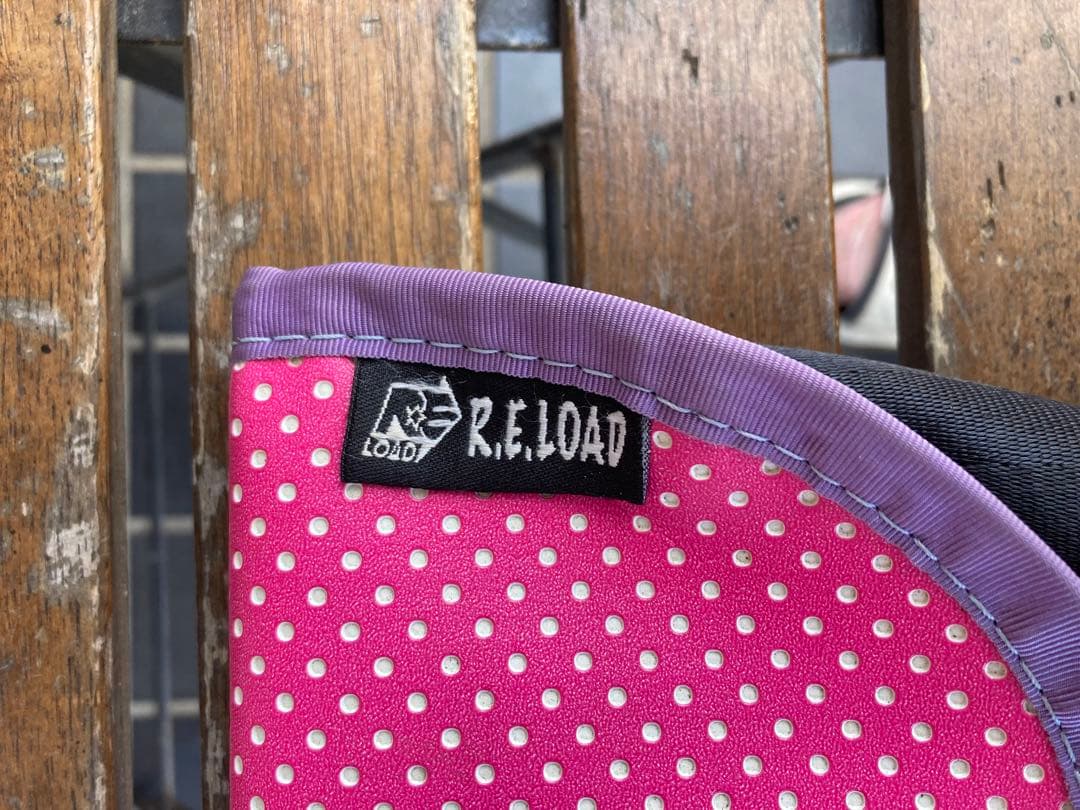 【美品】reroad ボディバッグ メッセンジャーバッグ　ピンクドット&迷彩柄