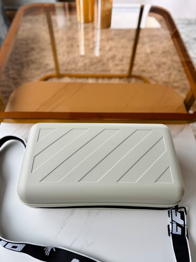 Off-White×Amorepacific限定BOX美品