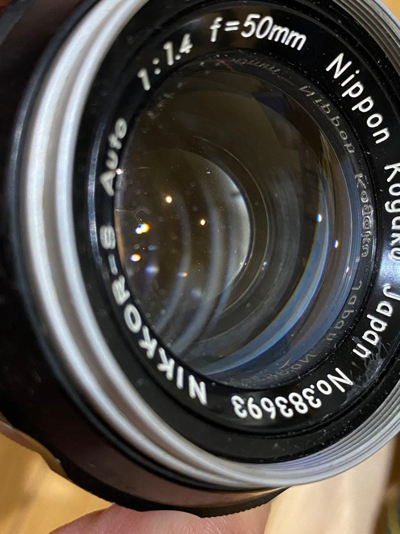 Nikon D40銀デジタル一眼　オールドレンズニッコールS 1:1.4 50㎜