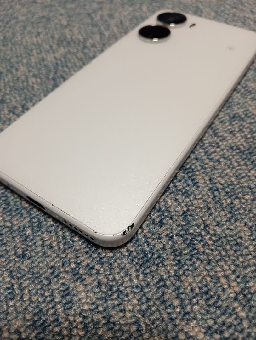 Libero5G IV A302ZT /ZTE 本体　ホワイト スマートフォン