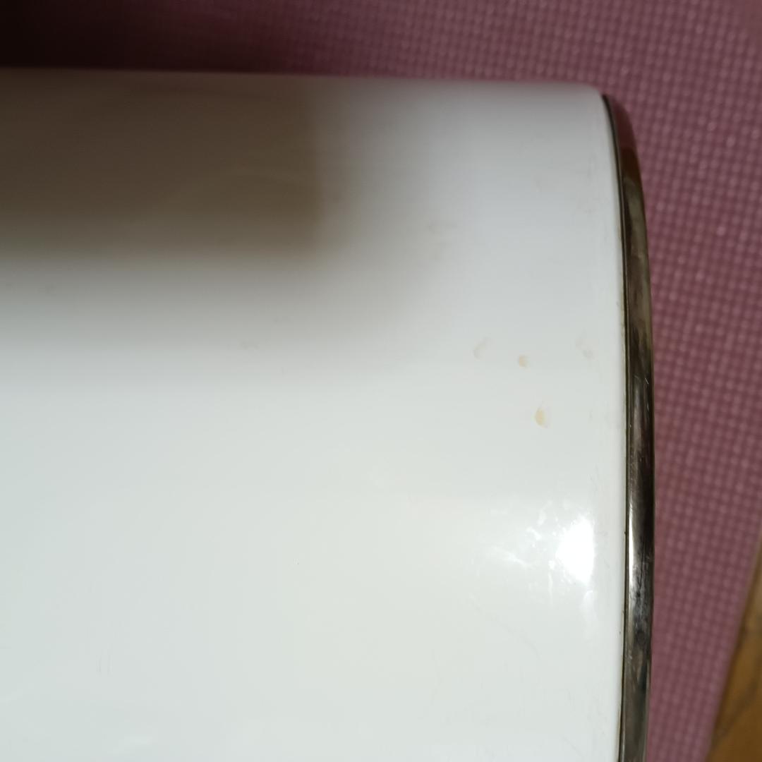 Megaメガホーム蒸留水器 ホワイト本体下部のみ