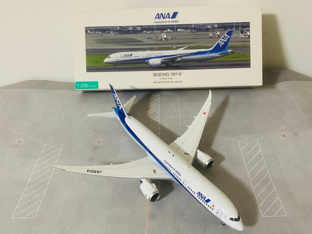 学生様に購入優先権があり‼️ＡＮＡ／Ｂ７８７－９プラスティック樹脂製完成品中古品