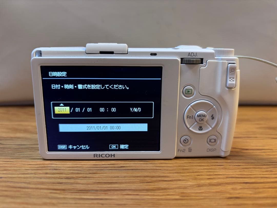 GR DIGITAL Ⅳ “オールホワイト”エディション