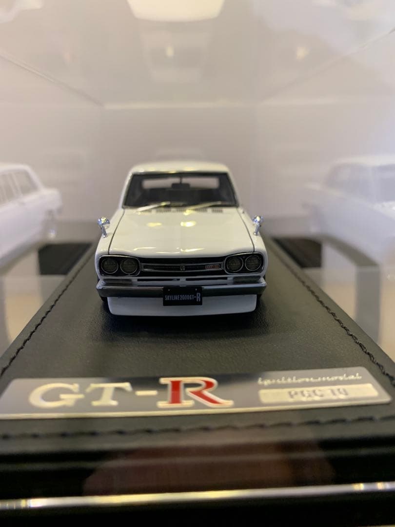 イグニッションモデル　1/43 スカイライン GT-R PGC10 ホワイト