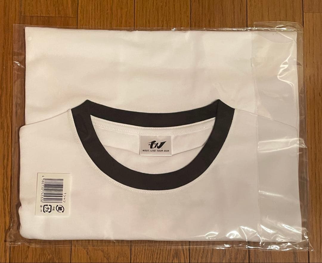 Tシャツ　WEST. LIVE TOUR 2026 唯一無二