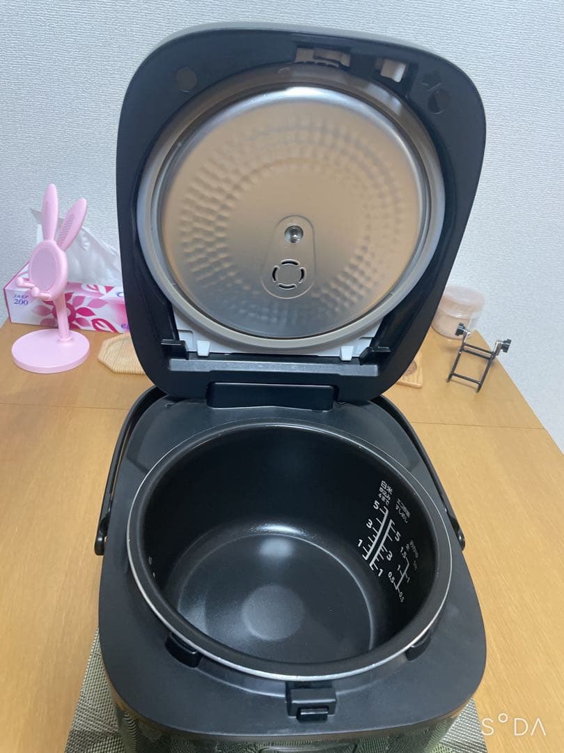 パナソニック SR-FE101-K ブラック IHジャー炊飯器 23年製