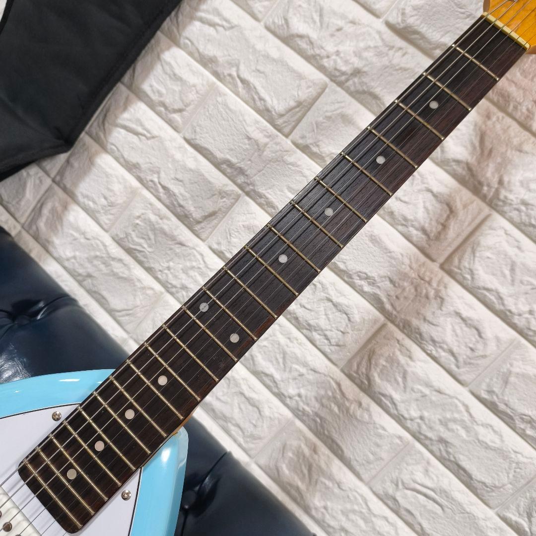 VOX APACHE-1 アンプ内蔵ミニエレキギター 水色 トラベルギター