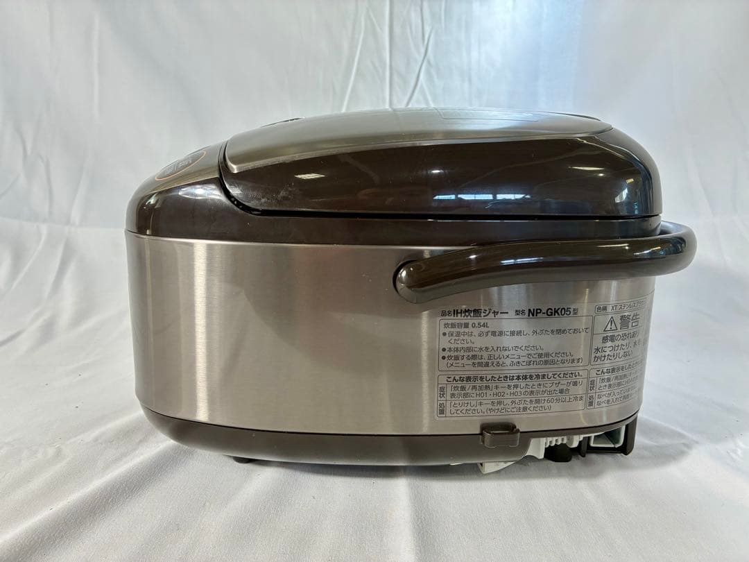 ② M33【現状品】象印 NP-GK05 炊飯器　2022年製